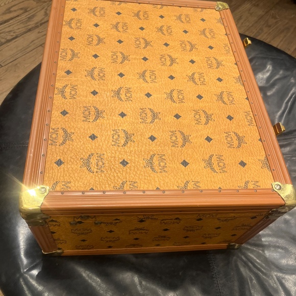 MCM Trunk Approx. 21”x16”x8” Never Used. Perfect Hardware, Lock, Hinges, Lining - Picture 2 of 5